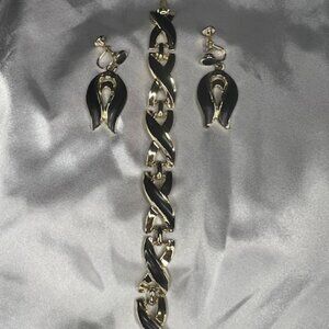 Sterling Silver with Synthetic Polished Onyx Bracelet & Earrings Set